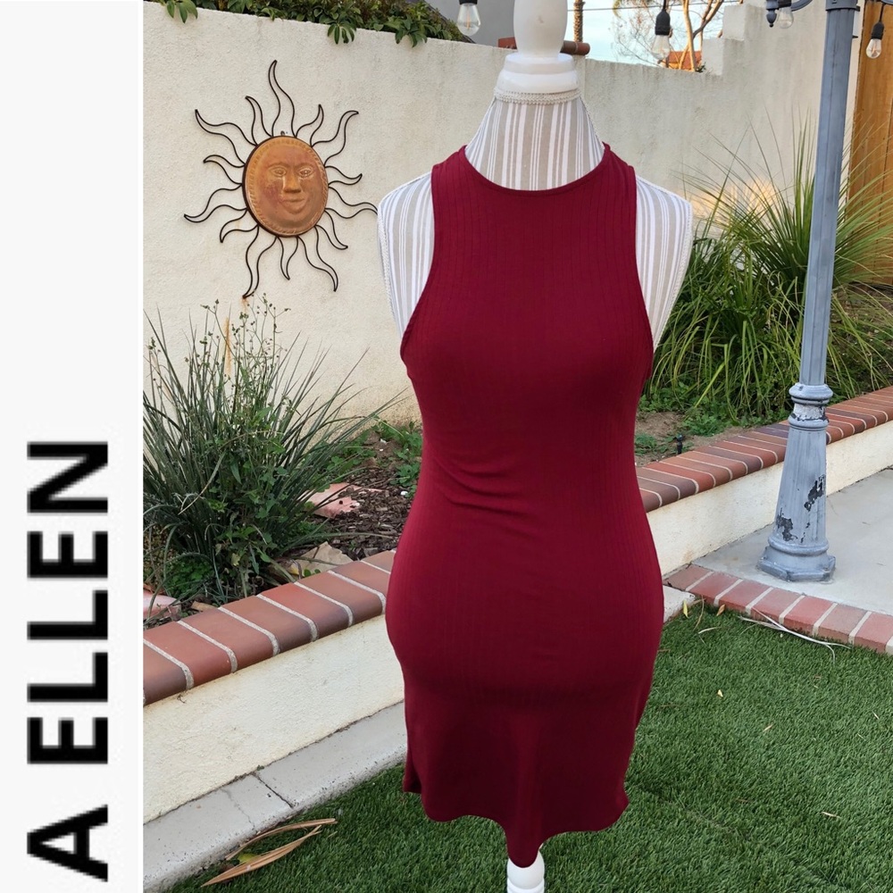 A+ ELLEN Little Maroon Basic Dress